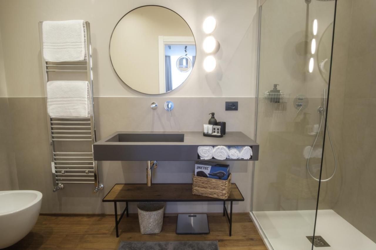 Palazzo Danisi Rooms&Suites バーリ エクステリア 写真