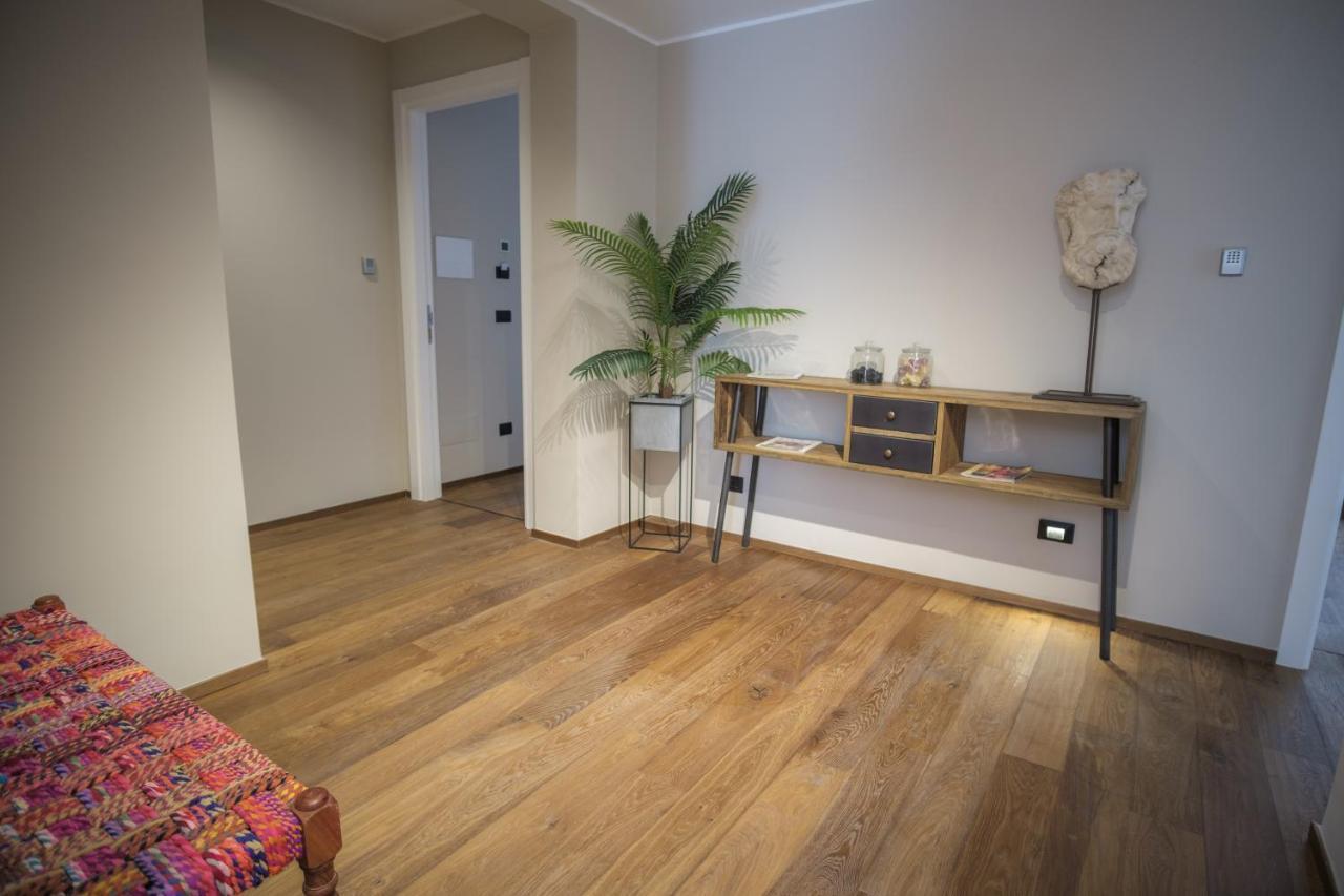 Palazzo Danisi Rooms&Suites バーリ エクステリア 写真